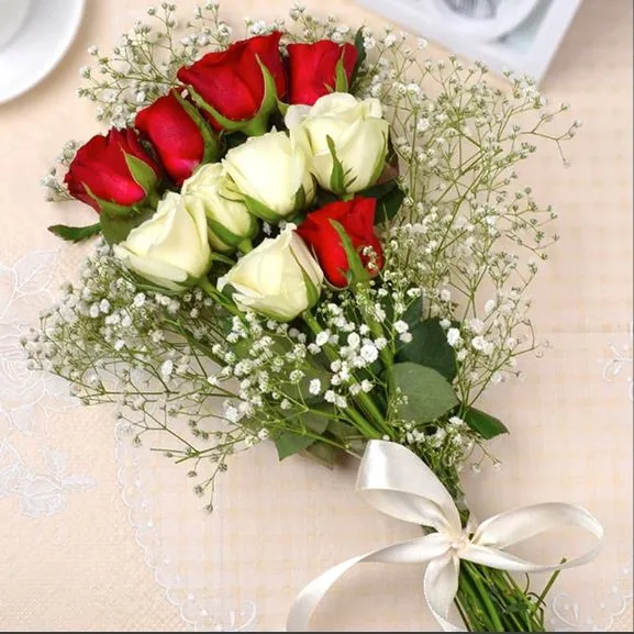 Surprise gifts for mother online via oyegifts, get same day deli