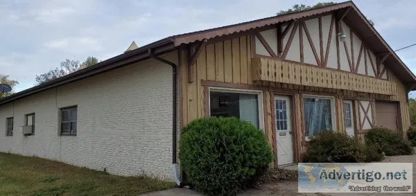 MULTIPURPOSE COMMERCIAL BUILDING