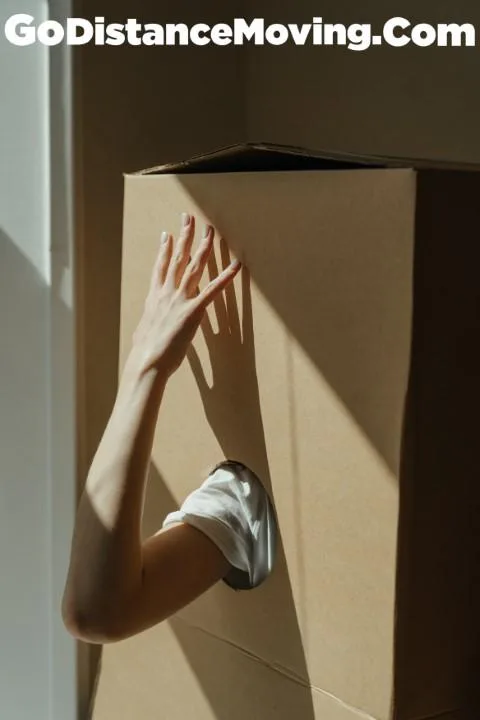 Pay low rates and get your long-distance move done