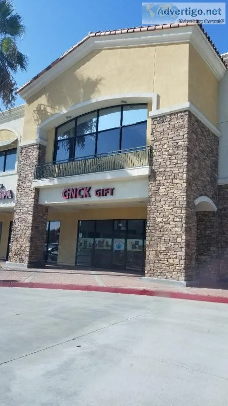 Looking to share executive office 750 1150 sqft