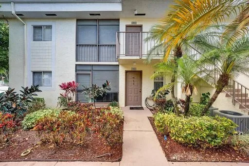 Gorgeous 2 bedroom 2 bath in delray beach 55+