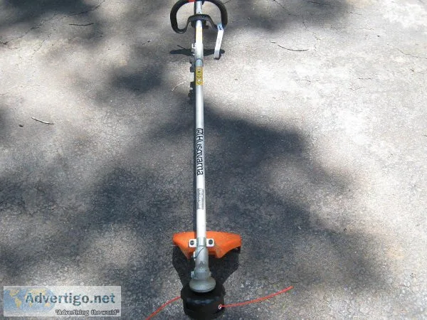 Husquvarna Model 330LK &ndash String Trimmer