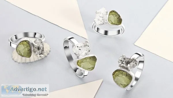 The beautiful gorgeous silver moldavite ring
