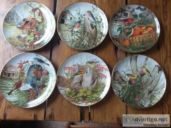 Collectable Figurines and decorative Plates