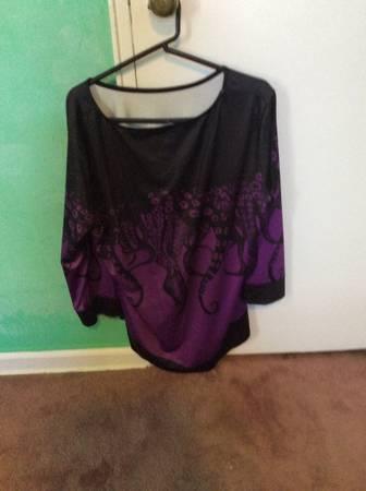 Beautiful Purple and Black Print Blouse Size 2XL