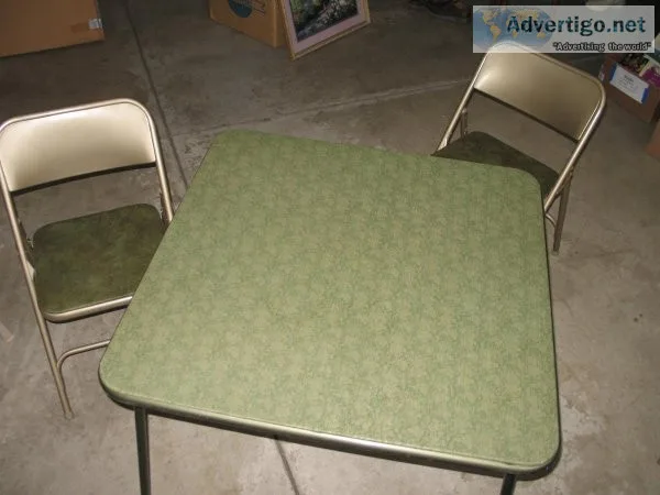 CARD TABLE w MATCHNG CHAIRS
