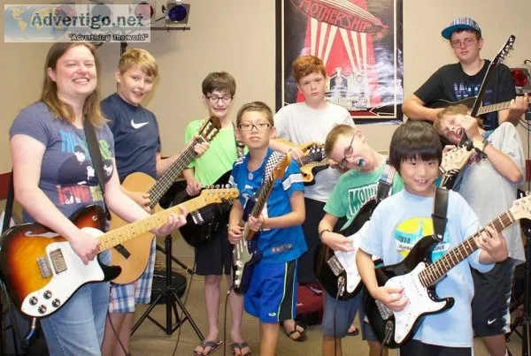 Best Online Guitar Lessons in Overland Park and Lenexa and Prair