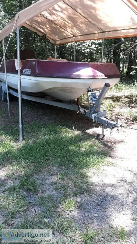 1985 Buccaneer boat