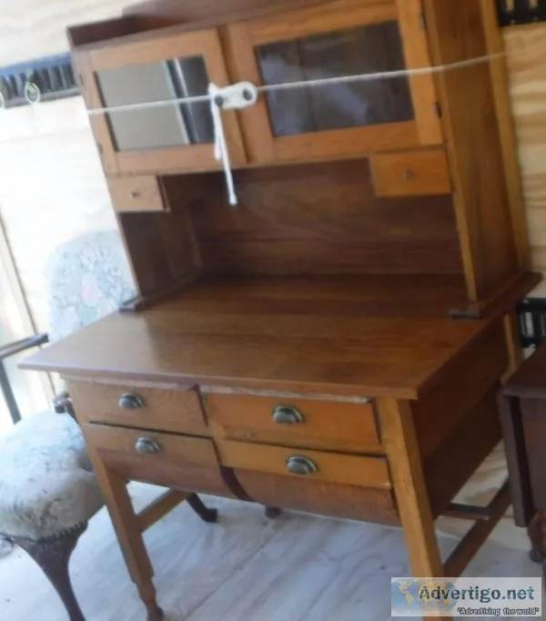 Possum Belly Hutch