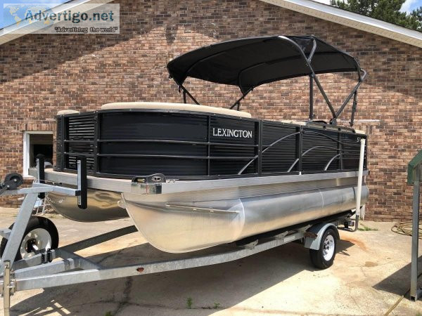 2019 LEXINGTON PONTOON BOAT WITH WARRANTY