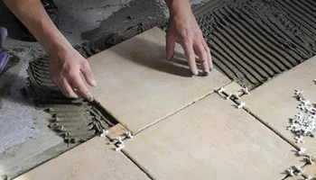 How to tile a floor steps and precautions