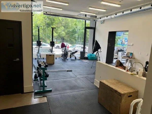 Space PERFECT for GYM or HEALTH CARE in DOWNTOWN Montreal