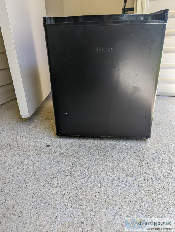 Mini fridge
