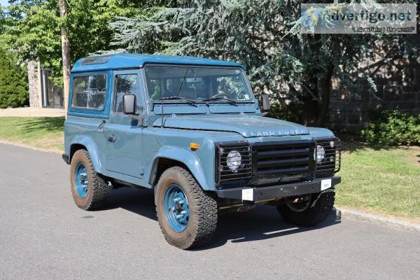 24329 1987 Land Rover Santana 2500 DC  Defender 90
