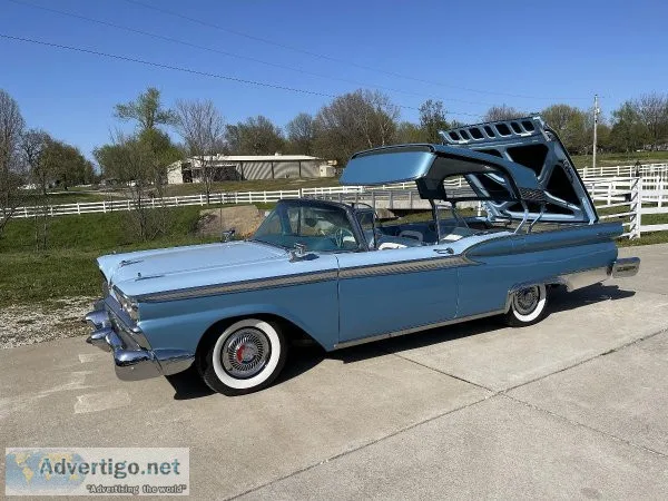 1959 Ford Skyliner Hardtop Convertible