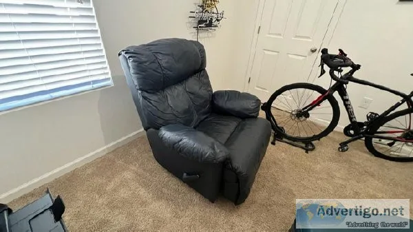 LAZY BOY RECLINER