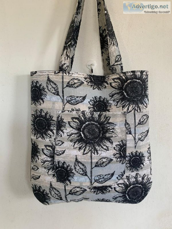 Sunflowers On Wood Round-Body Canvas Tote
