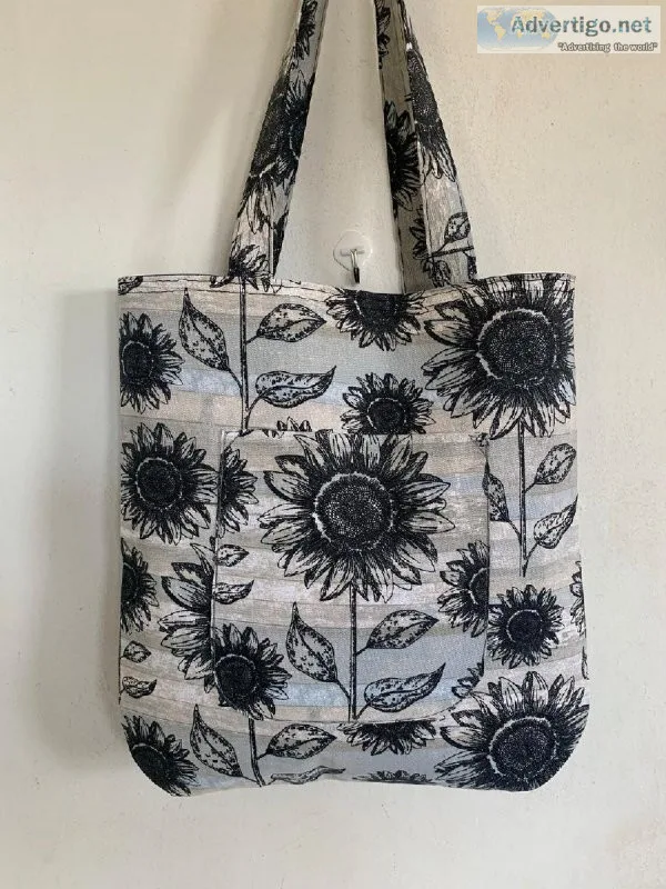 Sunflowers On Wood Round-Body Canvas Tote
