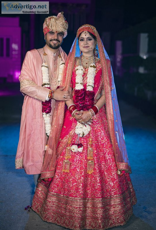 Book destination wedding photographer in west delhi