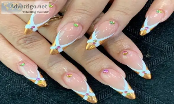 Give a Glamorous Makeover to Your Nails with the Best Nail Art 