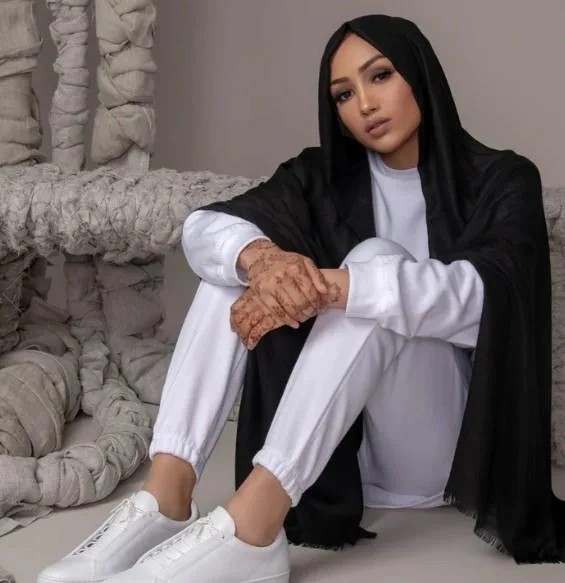 Shop Comfortable Premium Hijab Online UK - Awra