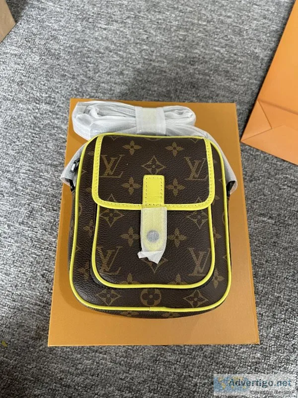 Luxury bags very low discount