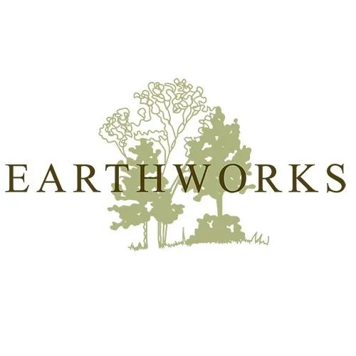 EarthWorks Commercial Landscaper