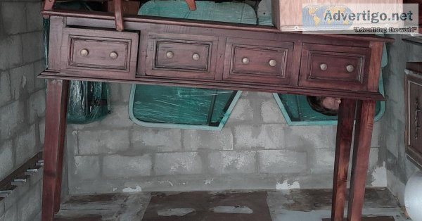 Foyer bench Table