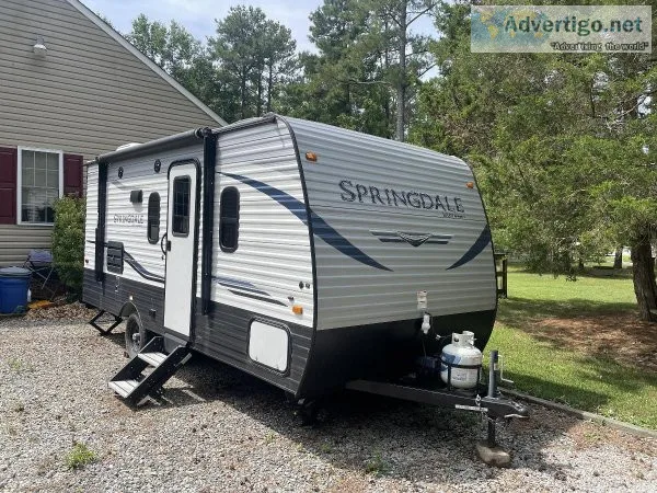 17 ft. Springdale mini camper by Keystone