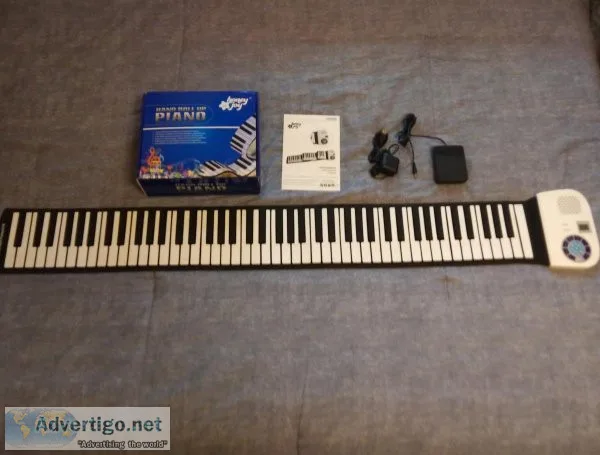 Costway Hand Roll Multi-Function PianoKeyboard