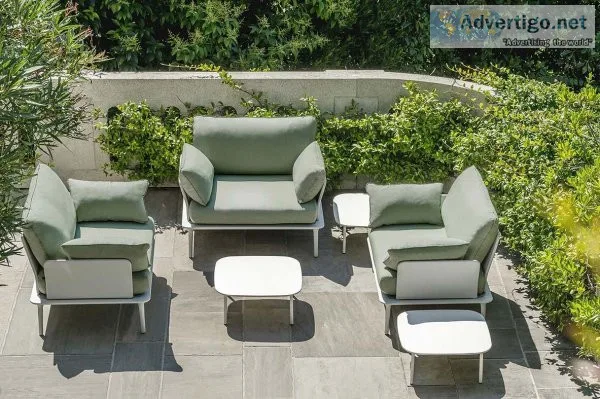 Luxurious Lounge Seating for your patio area