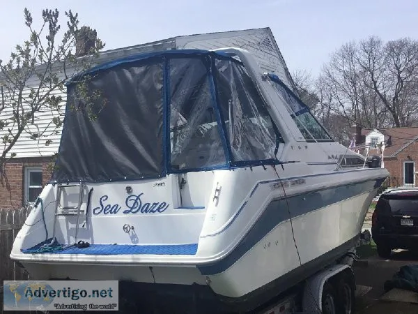 1993 30 foot Sea Ray Cabin CR Power boat for sale