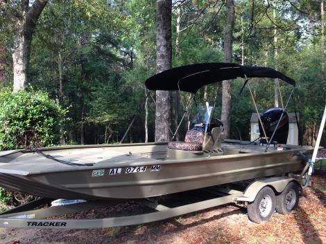 2014 Tracker 2072 Small boat for sale