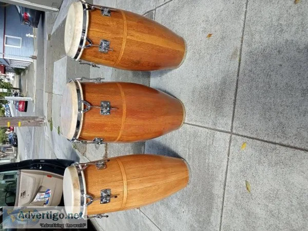 Vintage Gon bop conga 1500.