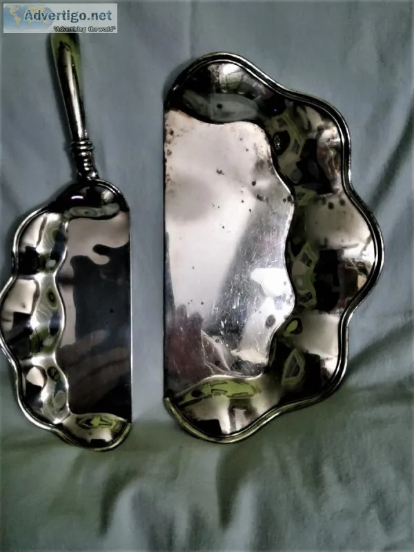 Vintage Silver Plated Table Crumb Catcher EGWandS Silent Butler