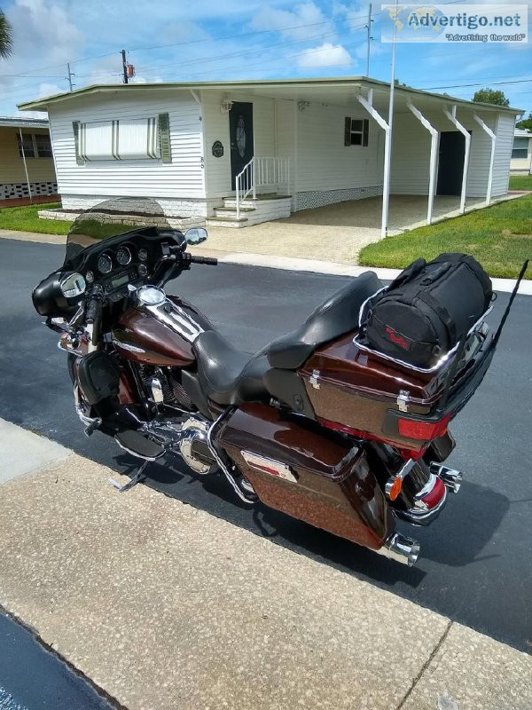 2011 Harley-Davidson Electra Glide® Ultra Limited - FLHTK