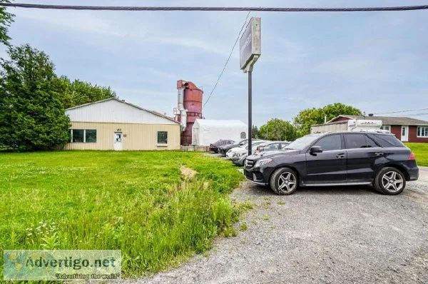 Property with 3 sections Excellent income potential Lanaudiere