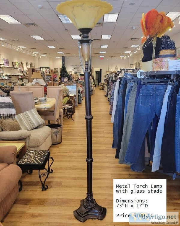 Metal Torch Lamp with Glass Shade