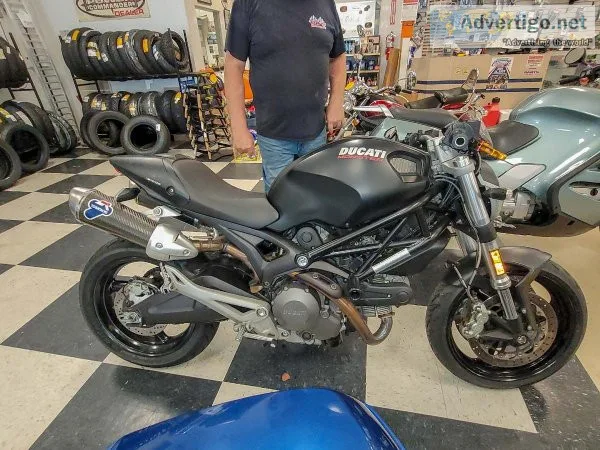 2013 Ducati 696 Monster
