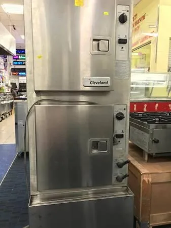 STEAM OVEN