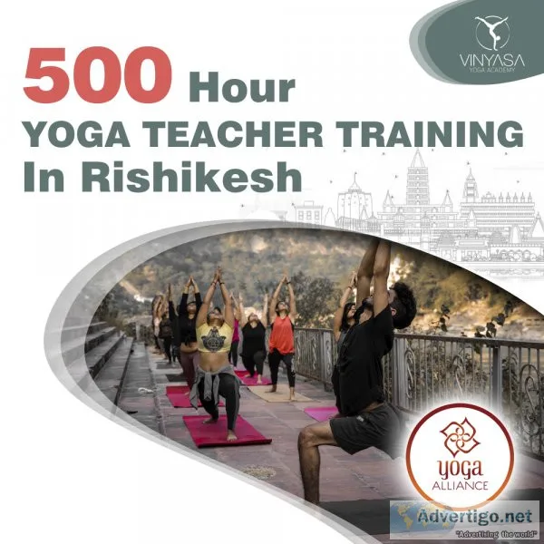 200 hours yoga teacher training in rishikesh