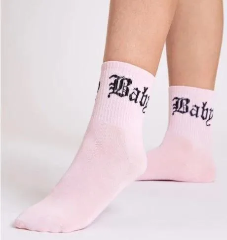 Exclusive Range Of Socks For Women Online - The Blvd