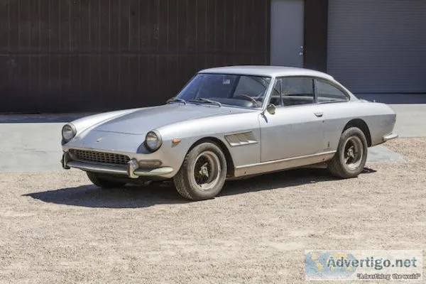 24457 1967 Ferrari 330GT Series II 22