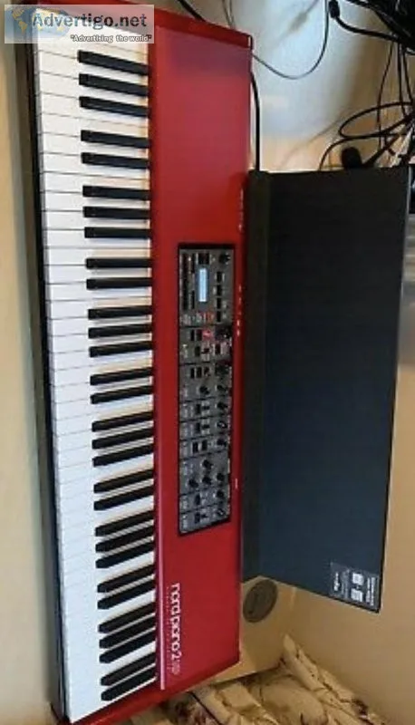 Nord Piano 2 HP 73 Key Hammer Action Portable - Case Triple Peda