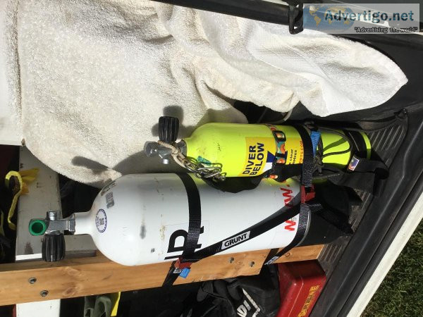 2 Scuba diving cylinders