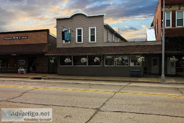 World-renowned restaurant and catering business on Main street i