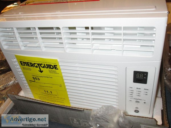 Like New Air Conditioner 6000 BTU