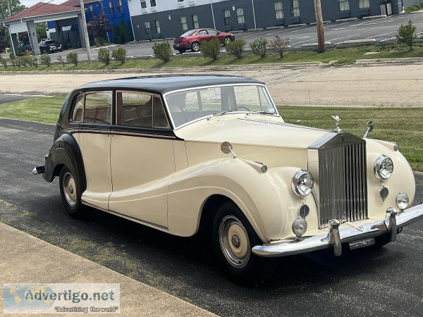 24411 1956 Rolls-Royce Silver Wraith
