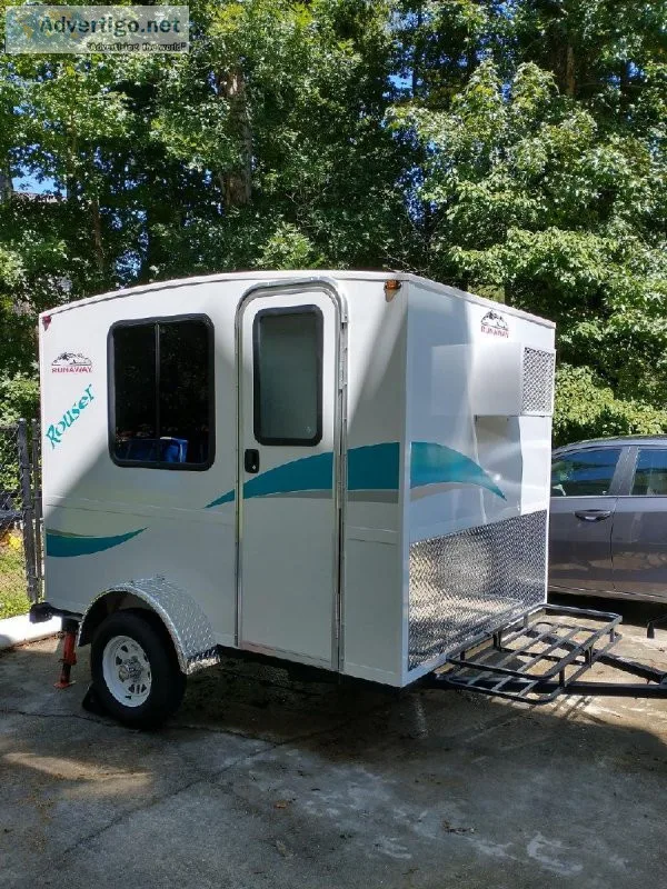 2021 Runaway Camper Rouser 8800 OBO