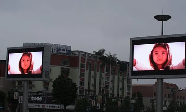 Led environmental display